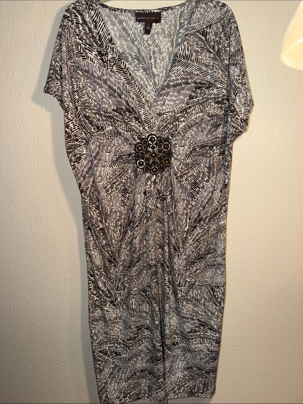 Dana Buchanan NWOT Printed V-Neck Sress